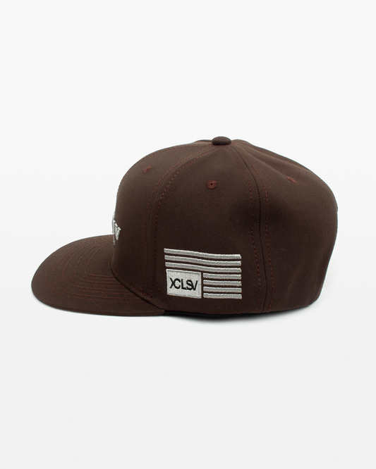 Gorra New Xclusiv Flat Rims Snapback Gamuza Brown - Xclusiv Clothing Company
