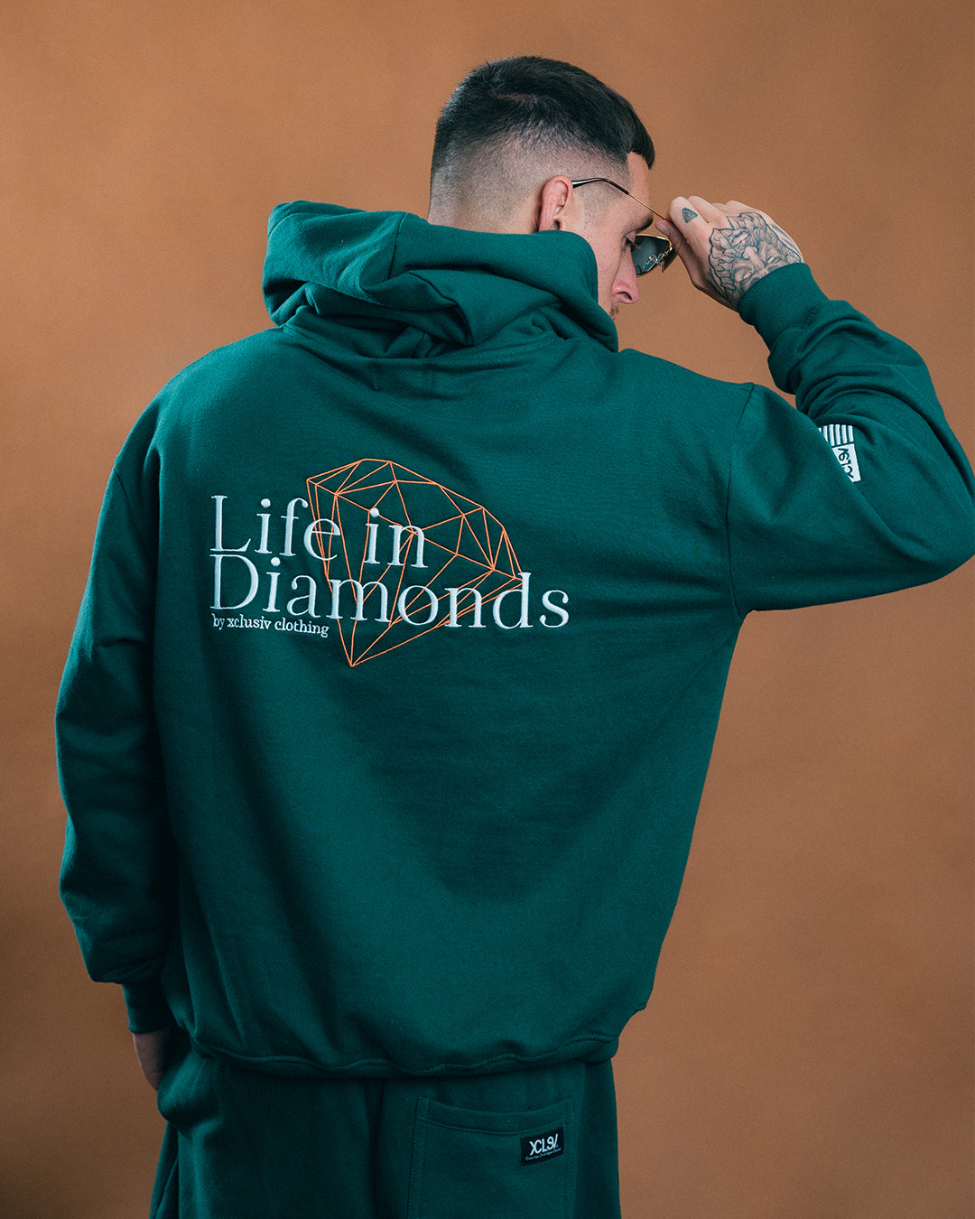 XCLUSIV LIFE IN DIAMONDS SWEATSHIRT - Xclusiv Clothing Company