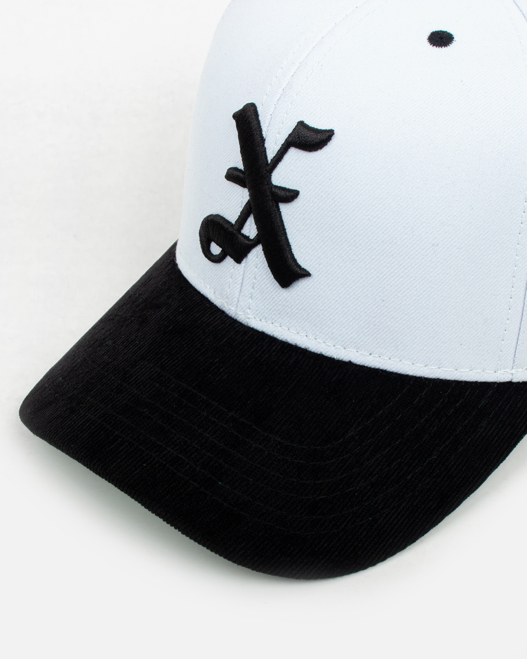 Gorra New Xclusiv X13 Dad Hat Corduroy Black & White - Xclusiv Clothing Company